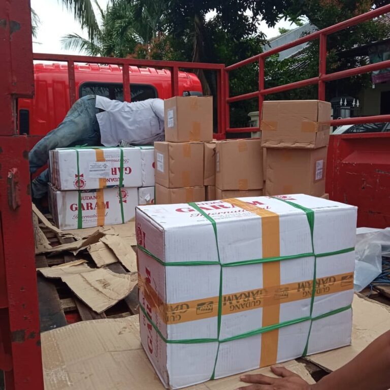 Pendistribusian AlQuran Wakaf Untuk Kalsel dan Banten (2)