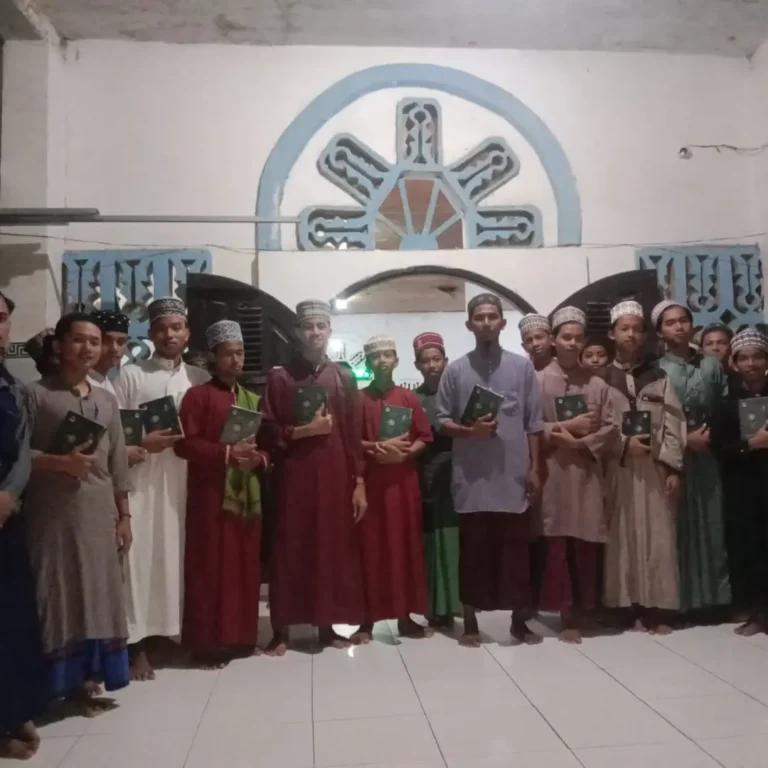 Pendistribusian Amanah wakaf AlQuran ke Nusantra. Waqunus
